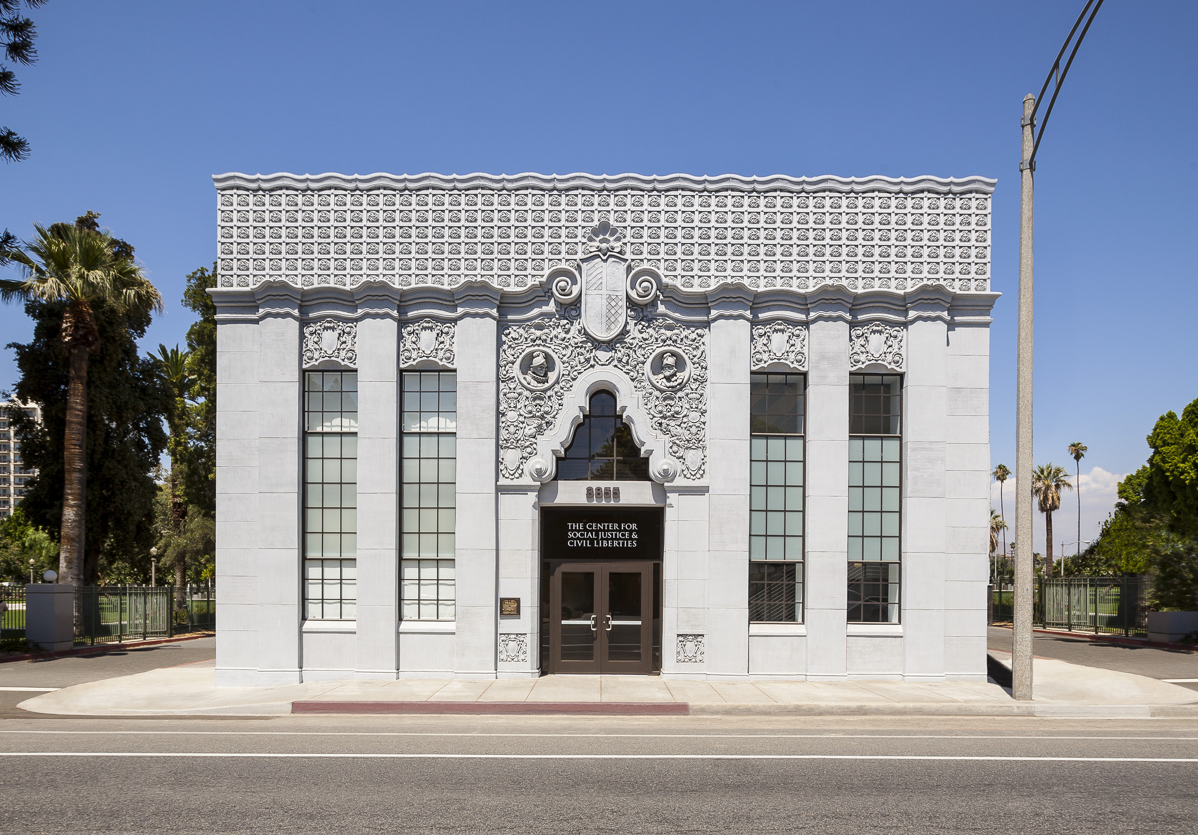 RIVERSIDE COMMUNITY COLLEGE DISTRICT